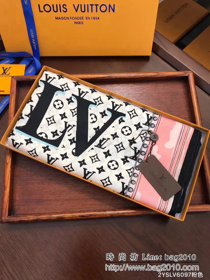 路易威登LV官網同步爆新品 斜紋真絲圍巾披肩 2YSLV6097 LLWJ6576